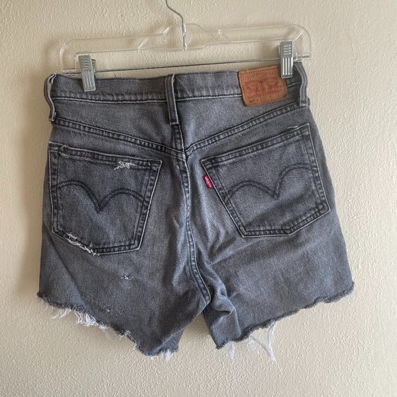 Levi's Demin Shorts - Picture 1 of 10